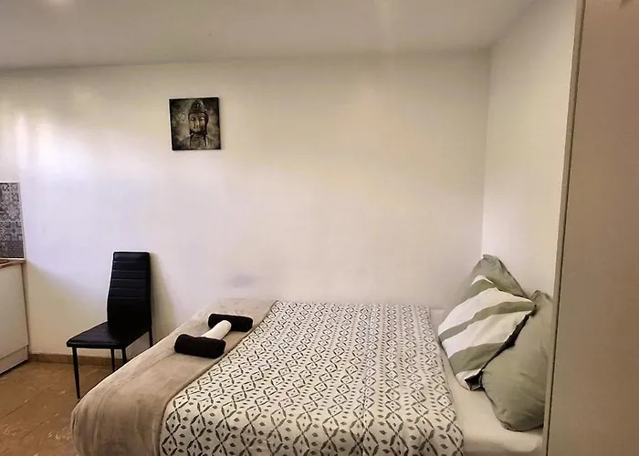 Apartamento Independant Et Bien Equipe Avec Veranda Commune